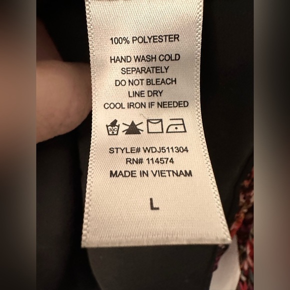 PLEIONE V-NECK PUFF SLEEVE TOP - Picture 7 of 9